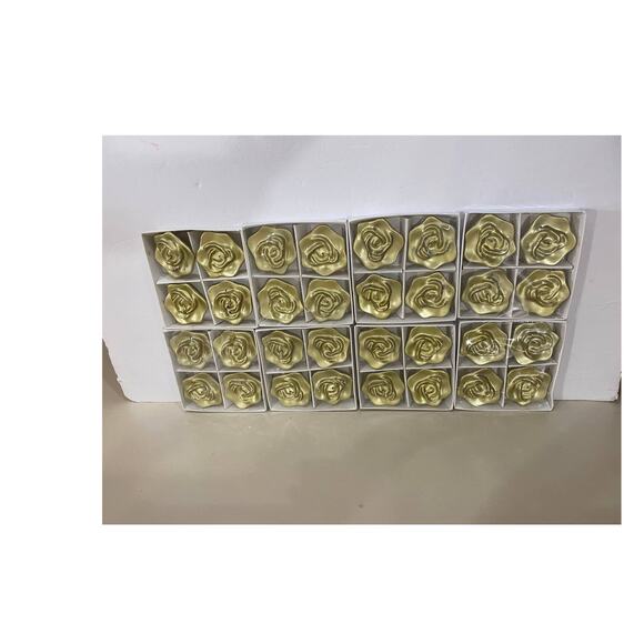 Set of 4 Gold Rose Floating Candles, Metallic Decor, Elegant Centerpiece Accents - Picture 1 of 11